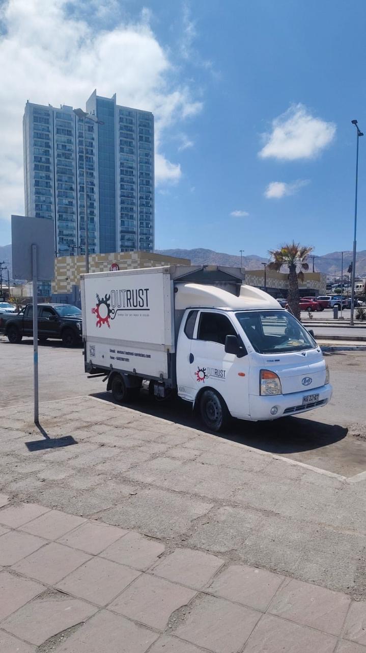 Cami&oacute;n OutRust 3